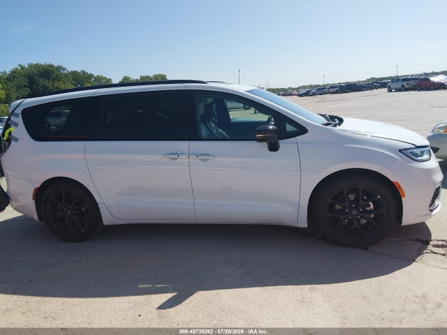 2C4RC1GG8SR561546 Chrysler Pacifica Limited