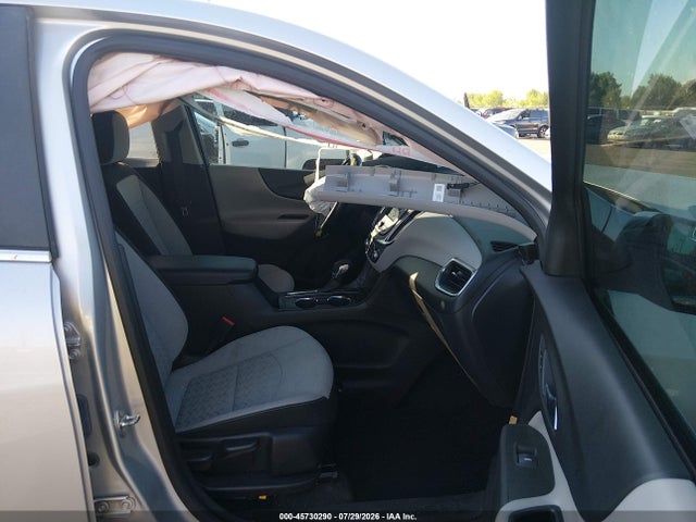 45730290 :رقم المزاد ، 3GNAXTEV3NL137537 vin ، 2022 Chevrolet Equinox Awd 2fl مزاد بيع
