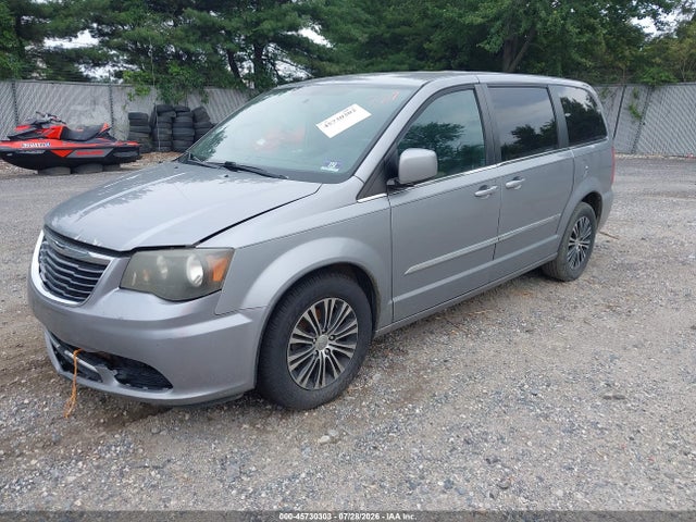 2014 Chrysler Town & Country S მანქანა იყიდება აუქციონზე, vin: 2C4RC1HG6ER174464, აუქციონის ნომერი: 45730303