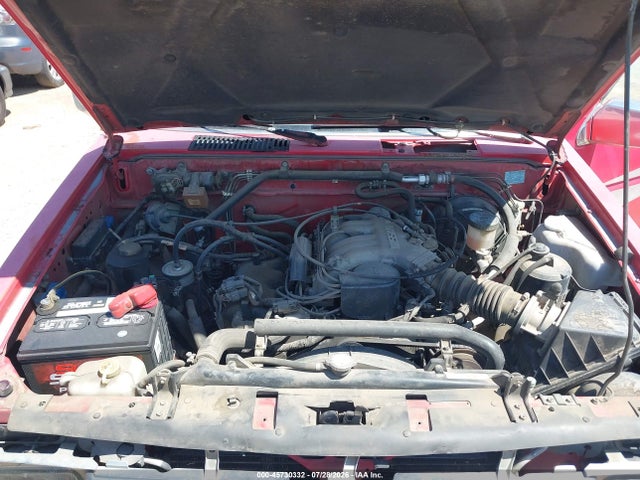 45730332 :رقم المزاد ، 1N6HD16Y9RC387876 vin ، 1994 Nissan Truck King Cab Se/king Cab Xe مزاد بيع
