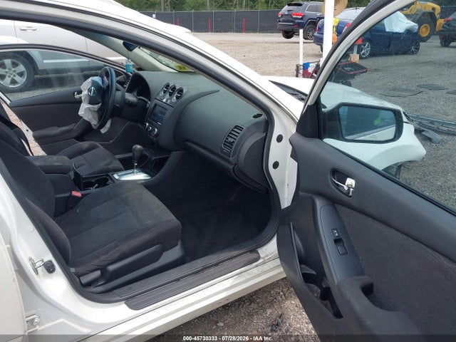 Продажа на аукционе авто 2011 Nissan Altima Hybrid, vin: 1N4CL2AP6BC169006, номер лота: 45730333