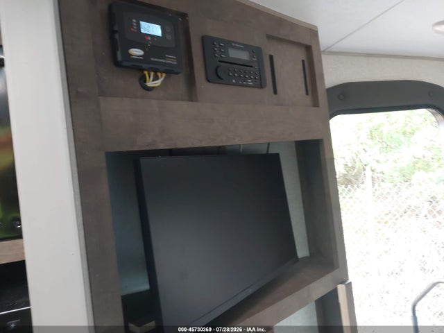 K-z Inc Venture 2022 4EZT22328N4040583 Image 16