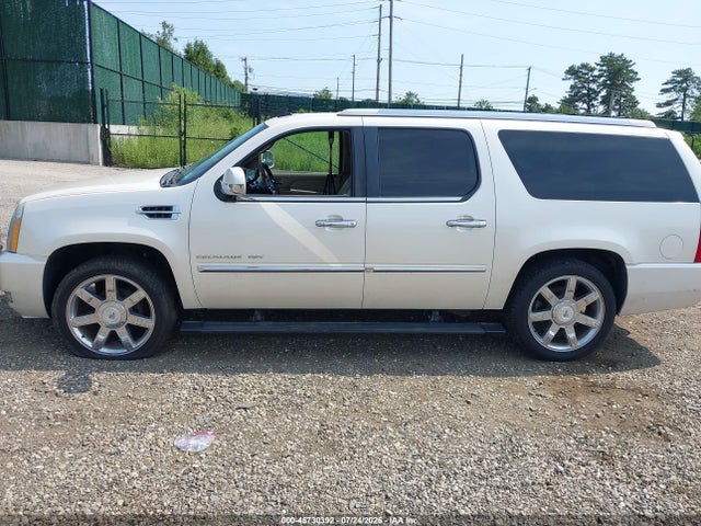 45730392 :رقم المزاد ، 1GYUKJEF7AR107021 vin ، 2010 Cadillac Escalade Esv Premium مزاد بيع