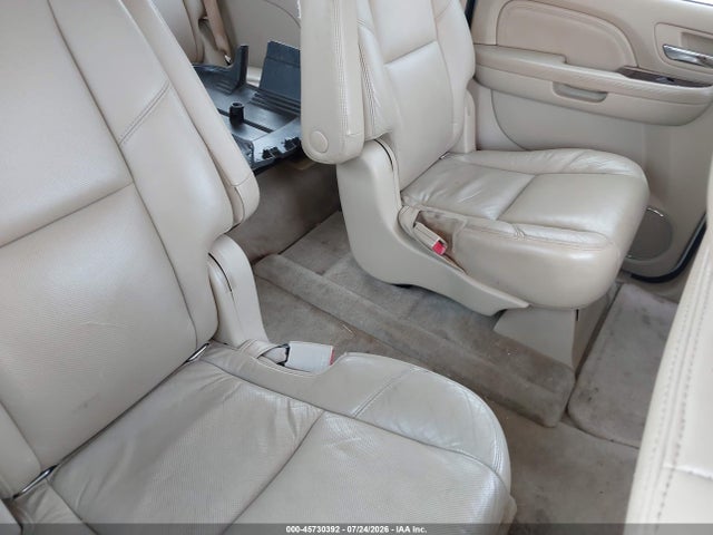 45730392 :رقم المزاد ، 1GYUKJEF7AR107021 vin ، 2010 Cadillac Escalade Esv Premium مزاد بيع