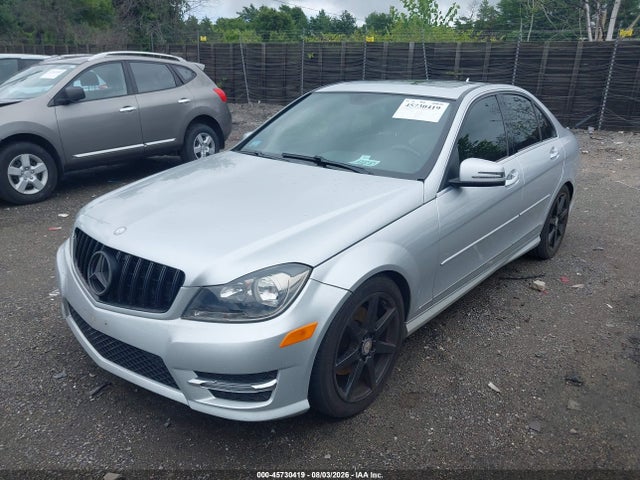 WDDGF8AB2EG231854 Mercedes-Benz C 300 Sport 4matic