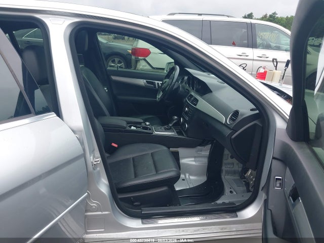 WDDGF8AB2EG231854 Mercedes-Benz C 300 Sport 4matic