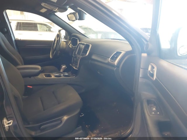 Продажа на аукционе авто 2016 Jeep Grand Cherokee Laredo, vin: 1C4RJFAGXGC345631, номер лота: 45730420