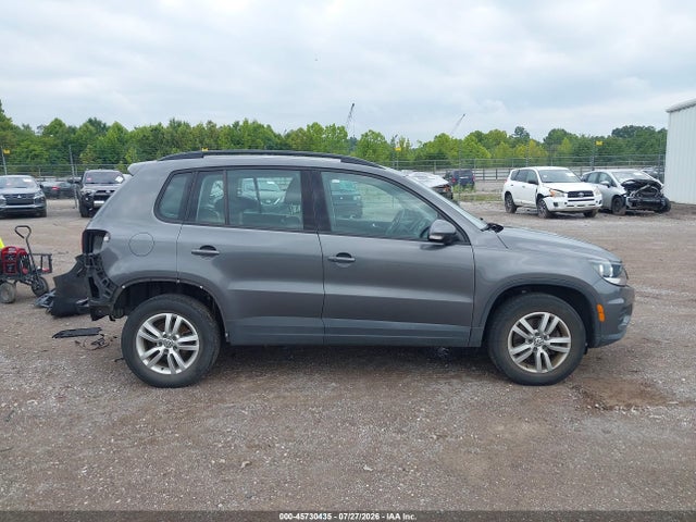 Продажа на аукционе авто 2016 Volkswagen Tiguan S, vin: WVGBV7AX8GW597979, номер лота: 45730435