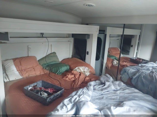 Auction sale of the 2026 Coachmen Chaparral 360ibl 4 S, vin: 5NHFCPM22TS333621, lot number: 45730468