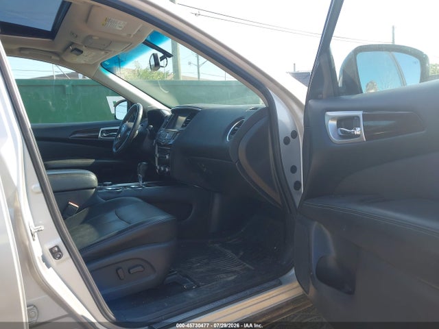 2015 Nissan Pathfinder Sl მანქანა იყიდება აუქციონზე, vin: 5N1AR2MM4FC713179, აუქციონის ნომერი: 45730477