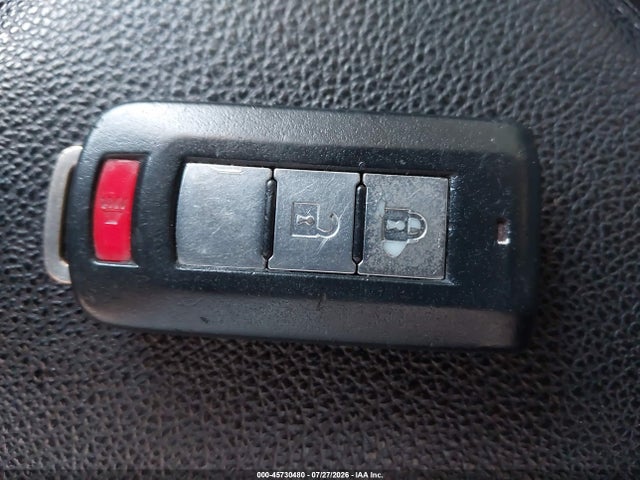 Продажа на аукционе авто 2015 Mitsubishi Outlander Se, vin: JA4AZ3A35FZ001602, номер лота: 45730480