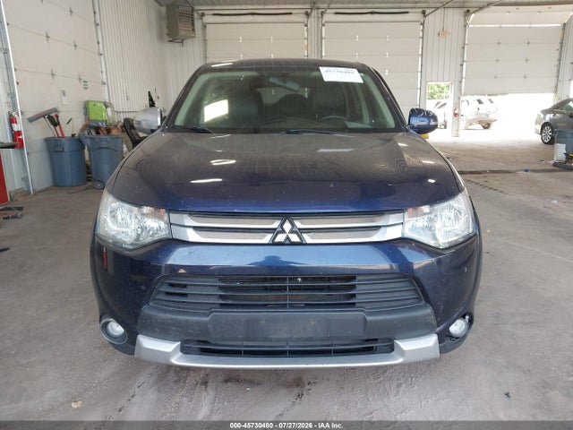 Продажа на аукционе авто 2015 Mitsubishi Outlander Se, vin: JA4AZ3A35FZ001602, номер лота: 45730480