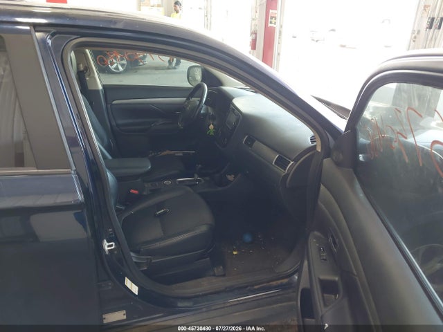 Продажа на аукционе авто 2015 Mitsubishi Outlander Se, vin: JA4AZ3A35FZ001602, номер лота: 45730480