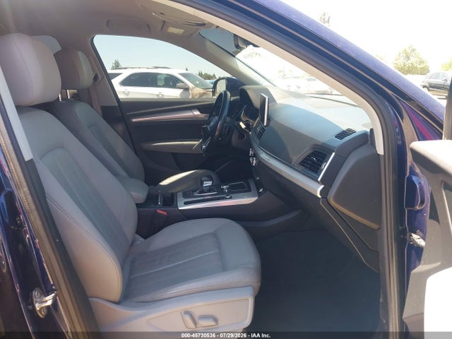 WA1ANAFY4J2017425 Audi Q5 2.0t Premium/2.0t Tech Premium