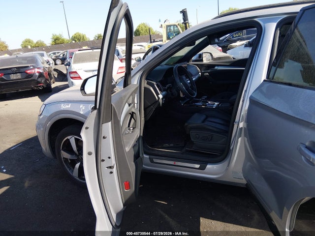 2024 Audi Q5 Prestige 45 Tfsi S Line Quattro S Tronic მანქანა იყიდება აუქციონზე, vin: WA1FAAFYXR2091512, აუქციონის ნომერი: 45730544