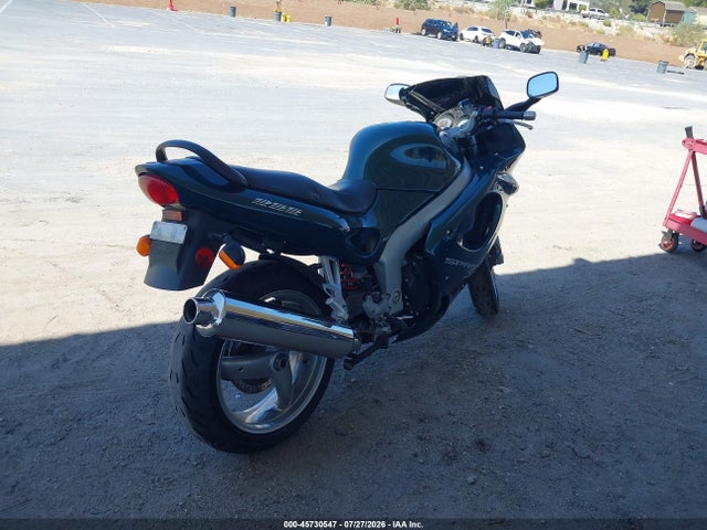 45730547 :رقم المزاد ، SMT600FM21J115927 vin ، 2001 Triumph Motorcycle Sprint St مزاد بيع