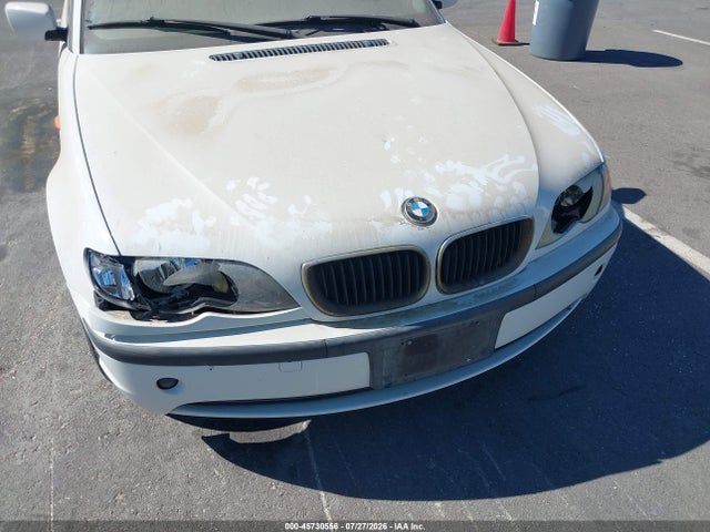 2003 Bmw 325i მანქანა იყიდება აუქციონზე, vin: WBAET37423NJ24587, აუქციონის ნომერი: 45730556