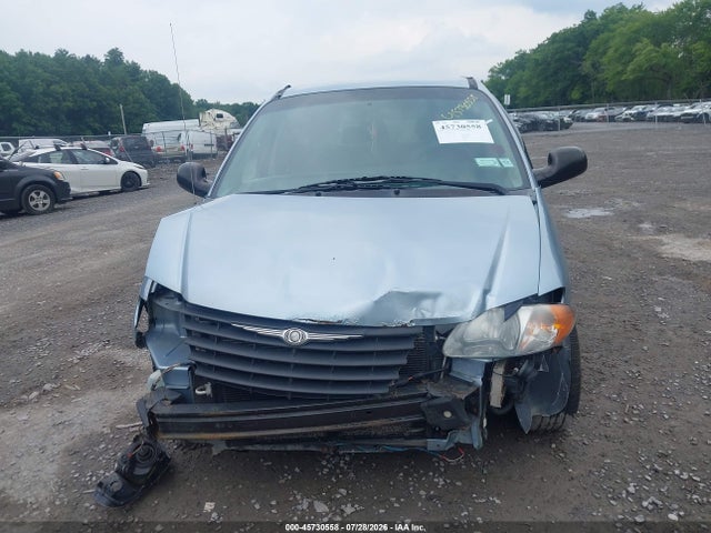45730558 :رقم المزاد ، 1C4GP45R05B282466 vin ، 2005 Chrysler Town & Country مزاد بيع