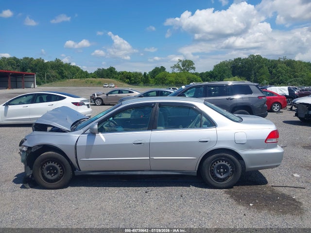 45730642 :رقم المزاد ، 1HGCG66522A168056 vin ، 2002 Honda Accord 2.3 Lx مزاد بيع