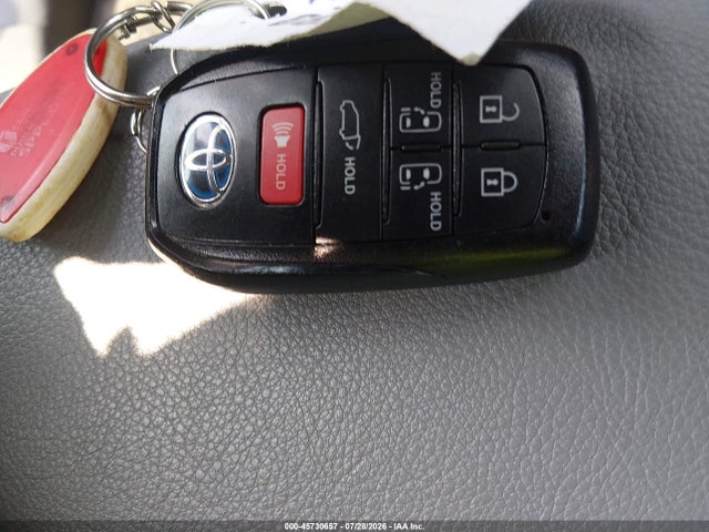 Продажа на аукционе авто 2024 Toyota Sienna Xle, vin: 5TDYSKFC0RS149738, номер лота: 45730657