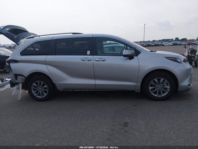Продажа на аукционе авто 2024 Toyota Sienna Xle, vin: 5TDYSKFC0RS149738, номер лота: 45730657