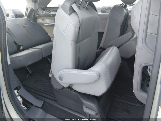 Продажа на аукционе авто 2024 Toyota Sienna Xle, vin: 5TDYSKFC0RS149738, номер лота: 45730657