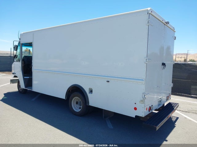 Ford E-350 Stripped 2016 1FC3E3KSXGDC55367 Image 3