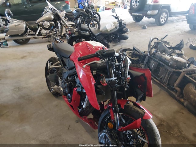 Honda CBR650 R 2024 MLHRH155XR5000630 головне зображення