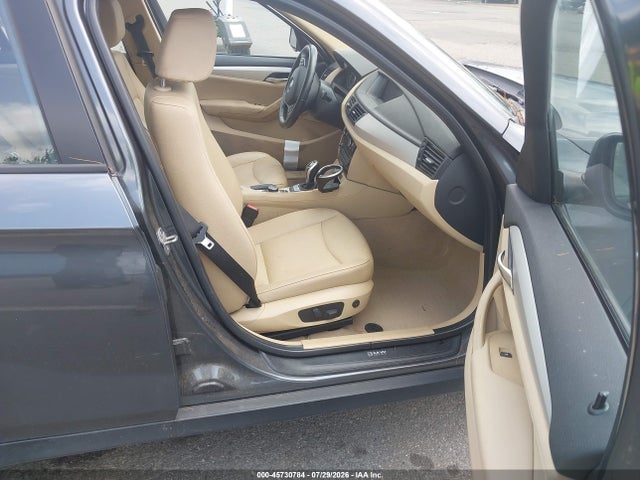 45730784 :رقم المزاد ، WBAVL1C57DVR85431 vin ، 2013 Bmw X1 Xdrive28i مزاد بيع