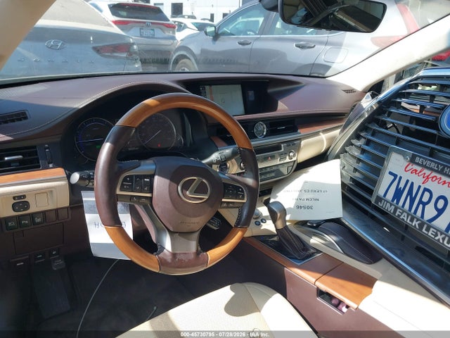 Lexus ES 300H 2017 JTHBW1GG8H2144961 Image 21