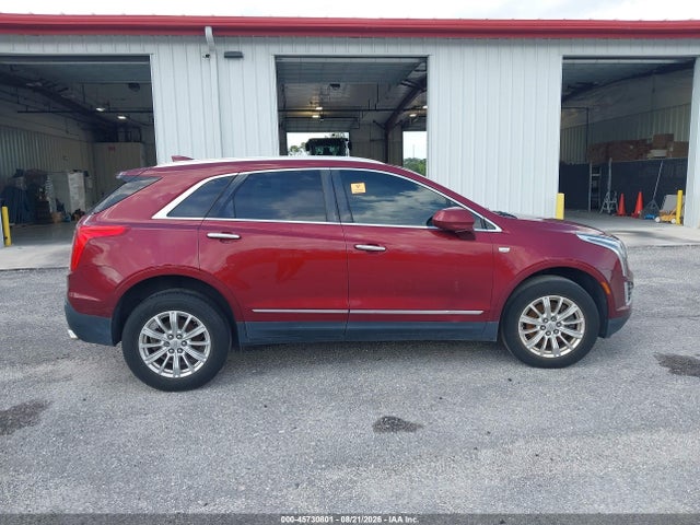 45730801 :رقم المزاد ، 1GYKNARSXHZ218808 vin ، 2017 Cadillac Xt5 Standard مزاد بيع
