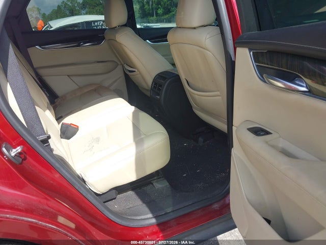45730801 :رقم المزاد ، 1GYKNARSXHZ218808 vin ، 2017 Cadillac Xt5 Standard مزاد بيع