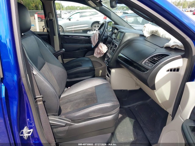 Продаж на аукціоні авто 2018 Dodge Grand Caravan Sxt, vin: 2C7WDGCG1JR309986, номер лоту: 45730805
