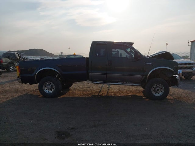 45730809 :رقم المزاد ، 1FTNX21L2XEC29329 vin ، 1999 Ford F-250 Lariat/xl/xlt مزاد بيع