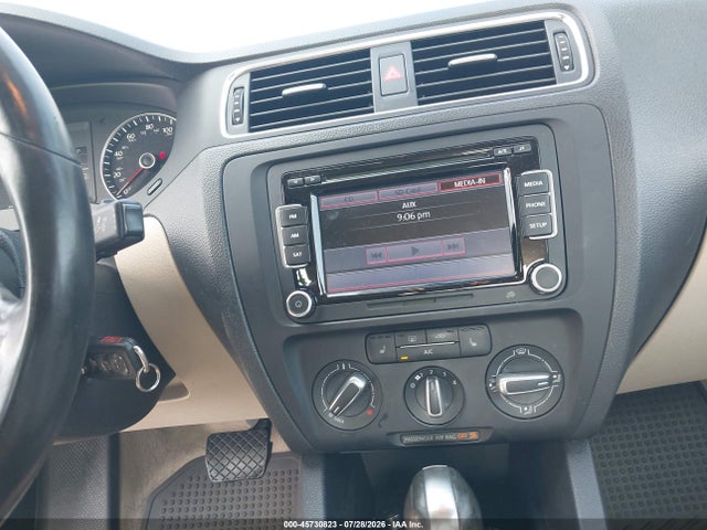 Продажа на аукционе авто 2013 Volkswagen Jetta 2.5l Se, vin: 3VWDP7AJ6DM253627, номер лота: 45730823