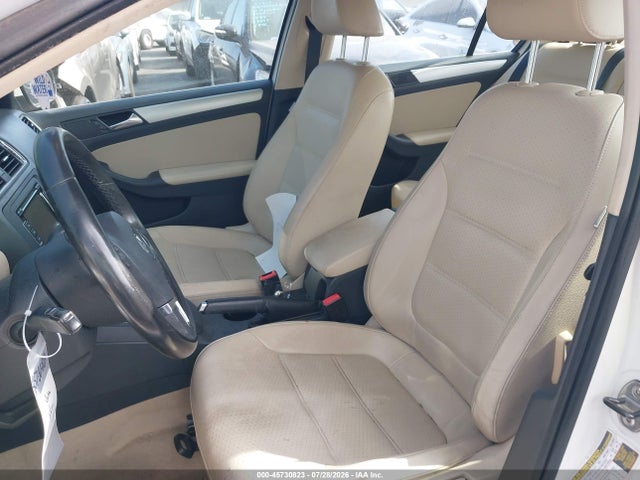 Продажа на аукционе авто 2013 Volkswagen Jetta 2.5l Se, vin: 3VWDP7AJ6DM253627, номер лота: 45730823