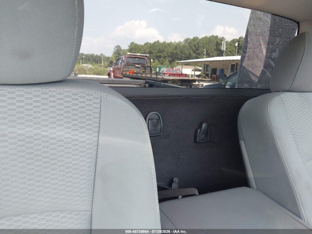 45730864 :رقم المزاد ، 3C6JR6AT7HG572879 vin ، 2017 Ram 1500 Express  4x2 6'4 Box مزاد بيع
