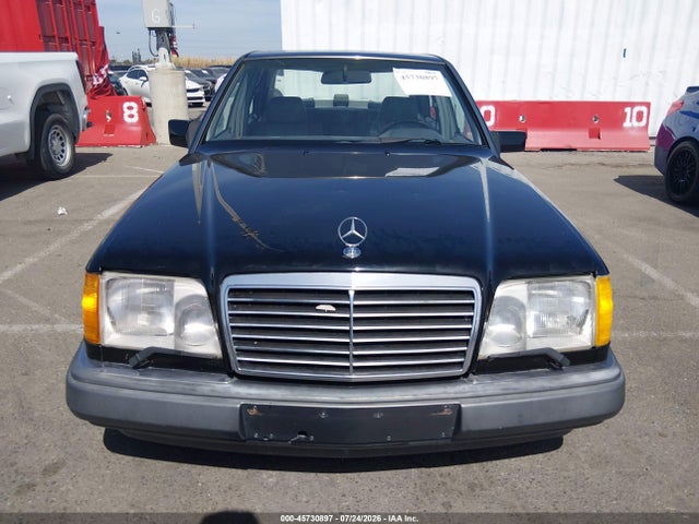 Продаж на аукціоні авто 1994 Mercedes-benz E 420, vin: WDBEA34E4RC127824, номер лоту: 45730897