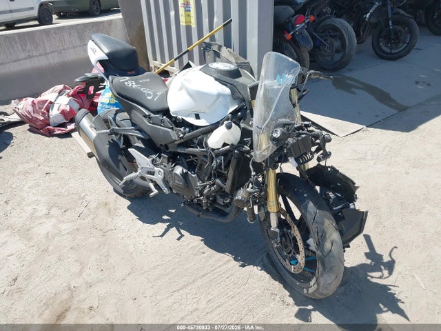 2024 LCEPESLA7R6021390 головне зображення