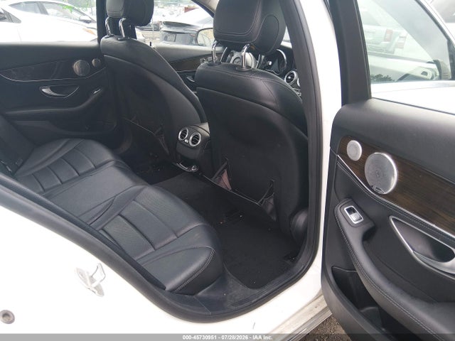 Aukcja sprzedaży 2015 Mercedes-benz C 300 4matic, vin: 55SWF4KB0FU035693, numer aukcji: 45730951
