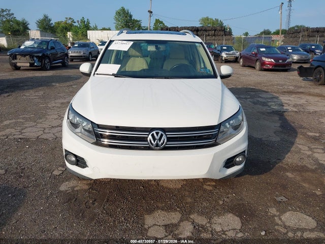 WVGBV7AX6FW116013 Volkswagen TIGUAN SE