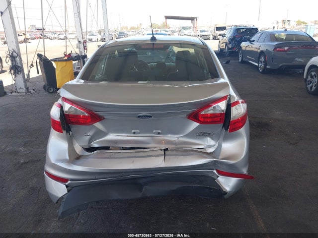Ford FIESTA SE 2018 3FADP4BJ0JM124977 Image 16