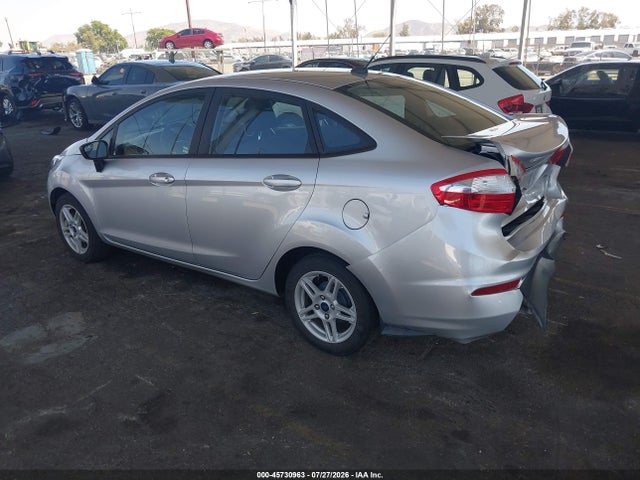 Ford FIESTA SE 2018 3FADP4BJ0JM124977 Image 3