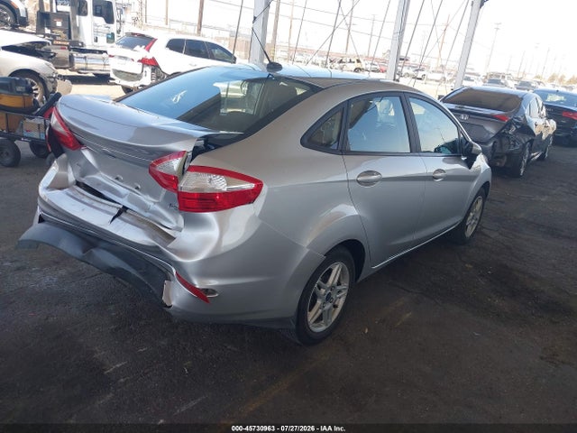 Ford FIESTA SE 2018 3FADP4BJ0JM124977 Image 4