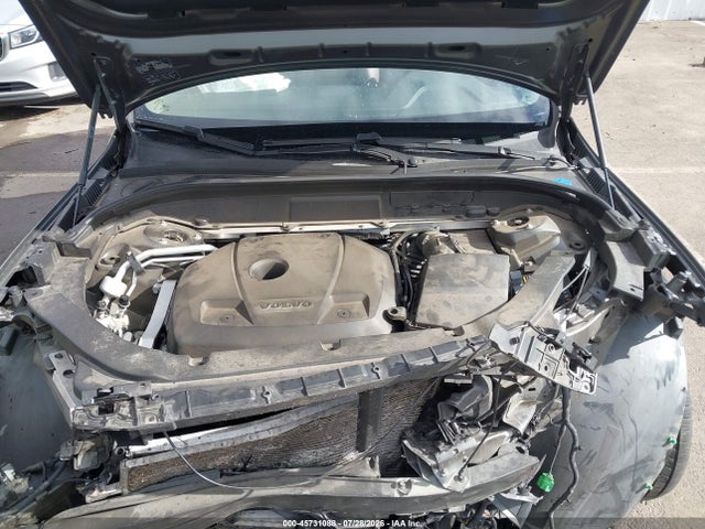 Volvo Xc60 T5 Momentum 2018 LYV102RK7JB106485 Image 10