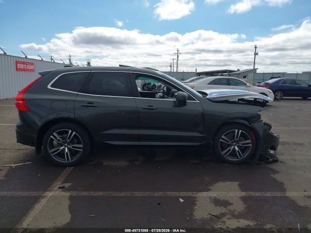Volvo Xc60 T5 Momentum 2018 LYV102RK7JB106485 Image 12