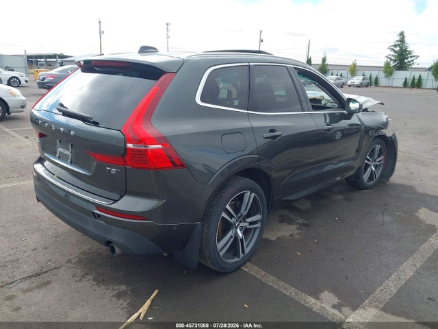 Volvo Xc60 T5 Momentum 2018 LYV102RK7JB106485 Image 4