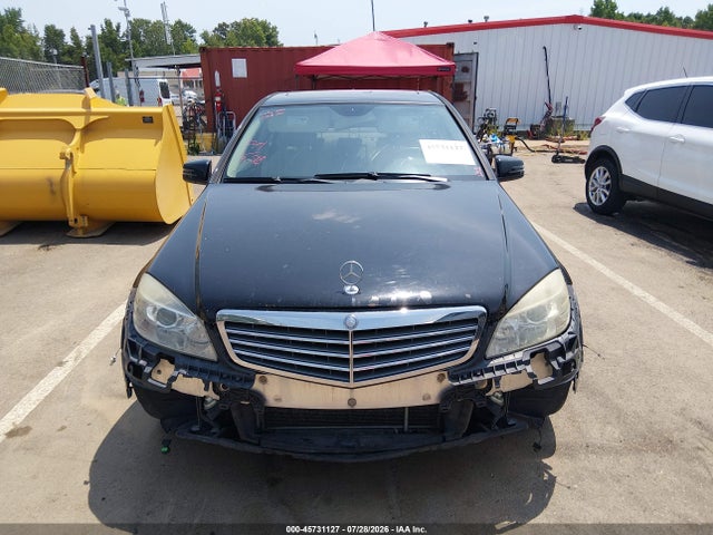 45731127 :رقم المزاد ، WDDGF5EBXBR158774 vin ، 2011 Mercedes-benz C 300 Luxury/sport مزاد بيع