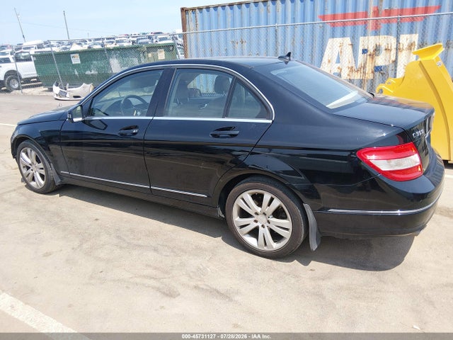 45731127 :رقم المزاد ، WDDGF5EBXBR158774 vin ، 2011 Mercedes-benz C 300 Luxury/sport مزاد بيع