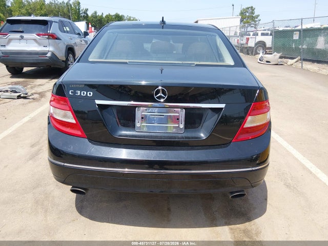 45731127 :رقم المزاد ، WDDGF5EBXBR158774 vin ، 2011 Mercedes-benz C 300 Luxury/sport مزاد بيع